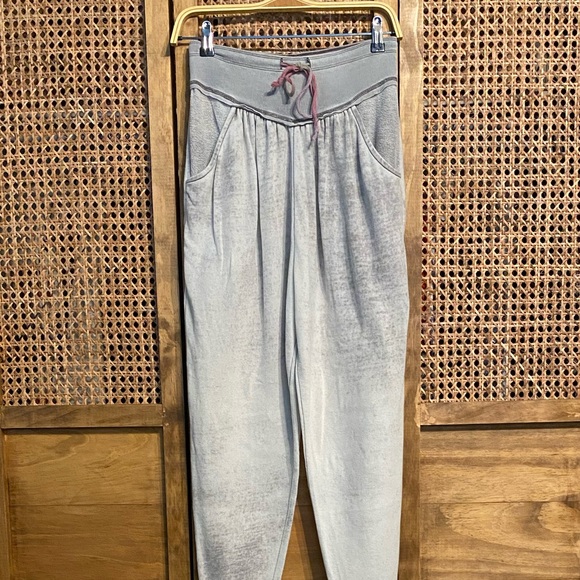 Free People Movement Oversized Soft Drawstring Joggers (XS) - Picture 2 of 11
